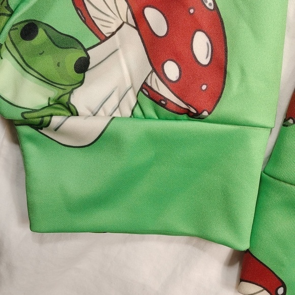 Frog and mushroom women's hoodie size 3X - Picture 6 of 10